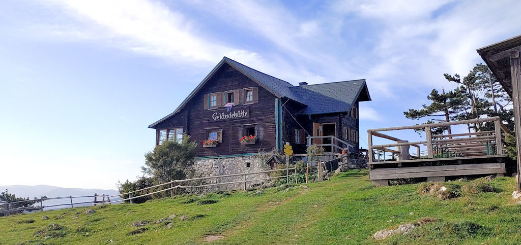 Hütte