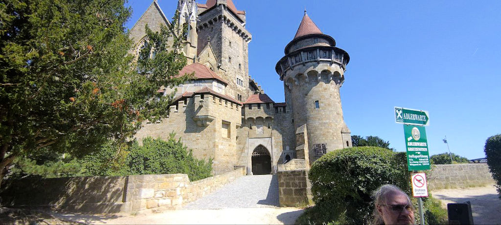Kreuzenstein